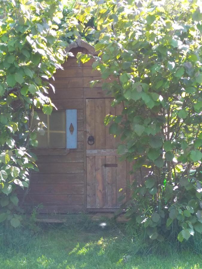 A La Campagne, Au Calme Bed & Breakfast Monterolier Eksteriør bilde